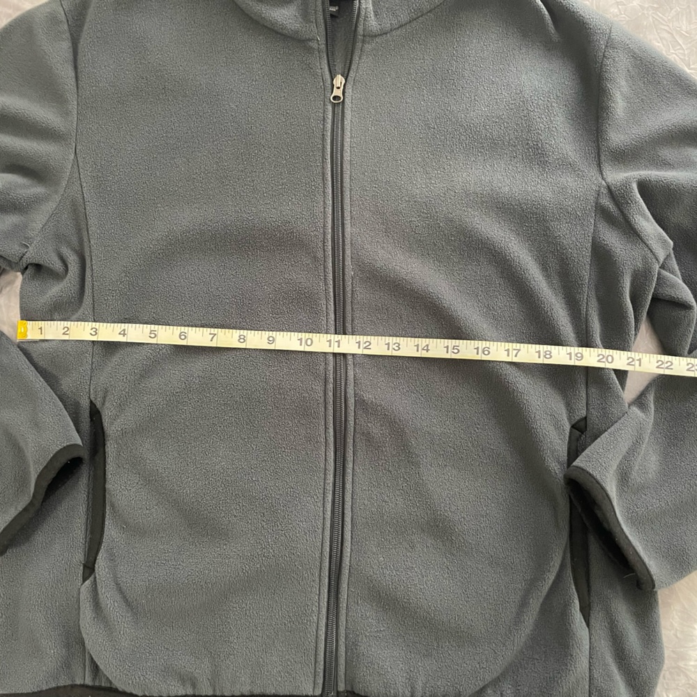 Claiborne Performance Jacket - Picture 4 of 5